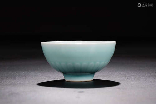 PINK-GREEN GLAZE FLOWER CARVERING BOWL