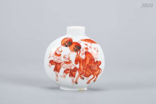 A Chinese Iron_Red Porcelain Snuff Bottle