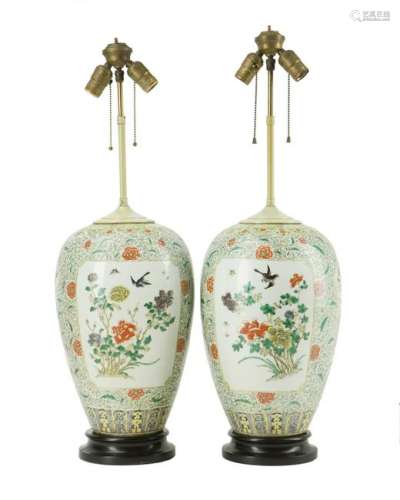 A pair of Chinese ceramic table lamps