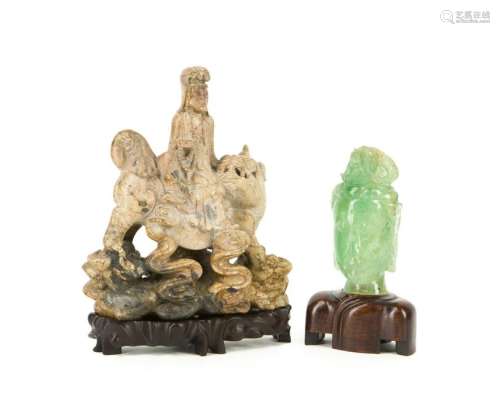 Two Chinese carved hardstone items