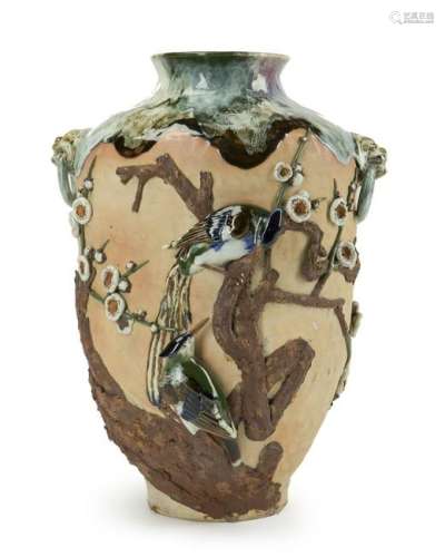 A Sumida Ware vase