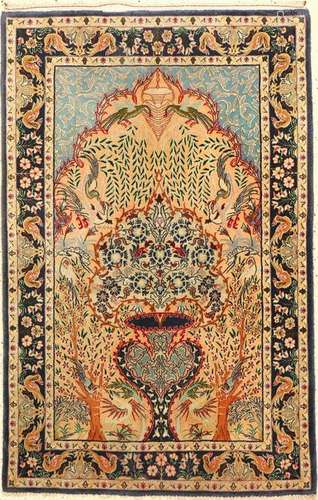 Fine Isfahan Rug