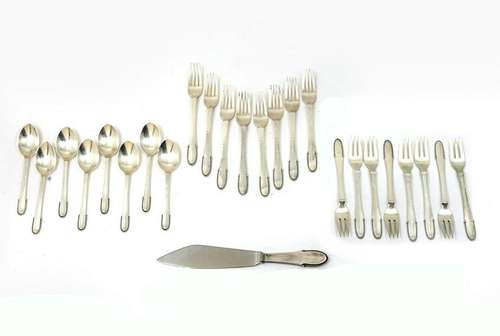 25 PC. GEORG JENSEN ''BEADED'' FLATWARE SET