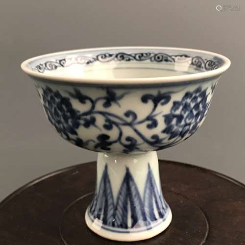 Chinese Blue-White 'Floral' Bowl