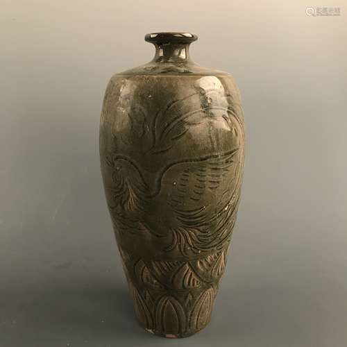 Chinese Yaozhou Kiln Vase