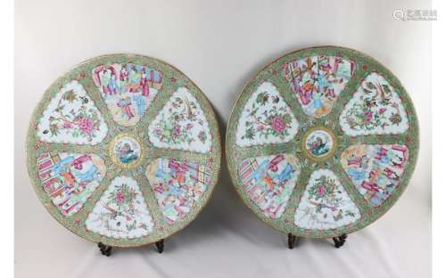 A Pair of  Export  Qing Dynasty Famille Rose Charger