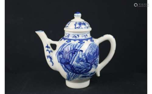 Chinese Blue and White Porcelain Ewer