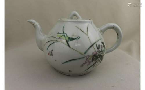 Chinese Famille Rose Teapot