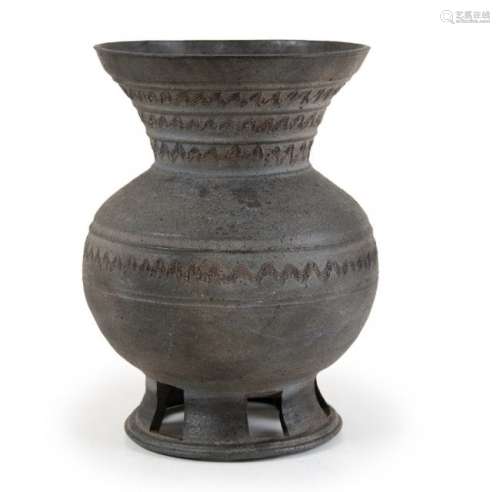 Korean Incised Jar, Silla Dynasty