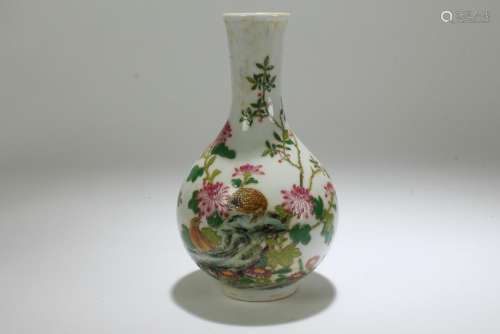 A Chinese Poetry-framing Nature-sceen Estate Porcelain