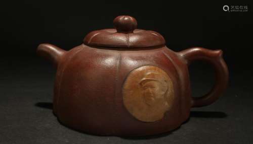A Chinese Lidded Mao-icon Tea Pot Display