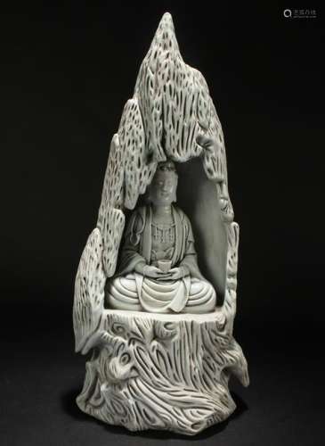 An Estate Chinese Blanc De Guanyin Statue Display