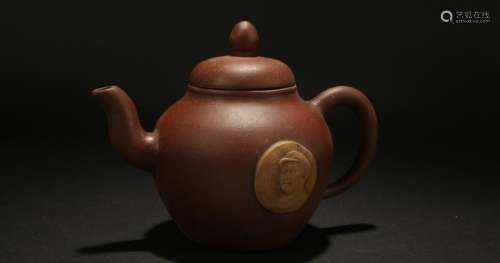 A Chinese General-icon Tea Pot Display