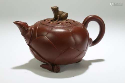 A Chinese Lotus-fortune Tri-podded Tea Pot Display