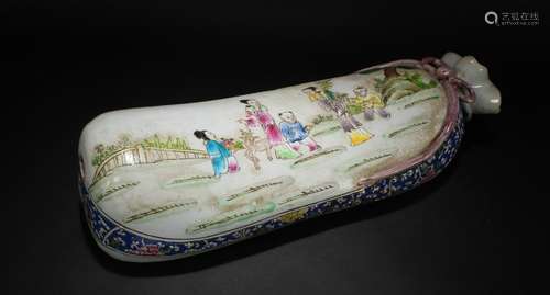 A Chinese Joyful-kid Story-telling Porcelain Pillow