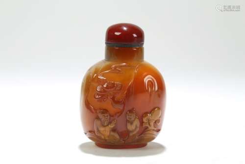 An Estate Chinese Agate Curving Snuff Bottle