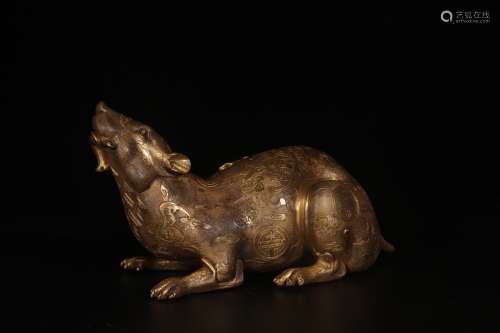 A Chinese Gilt Silver Mouse Decoration
