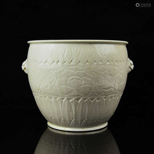 A Chinese Ding-Type Glazed Porcelain Jar