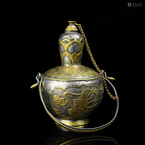 A Chinese Silver Double Gourd Pot with Gold Inlaid