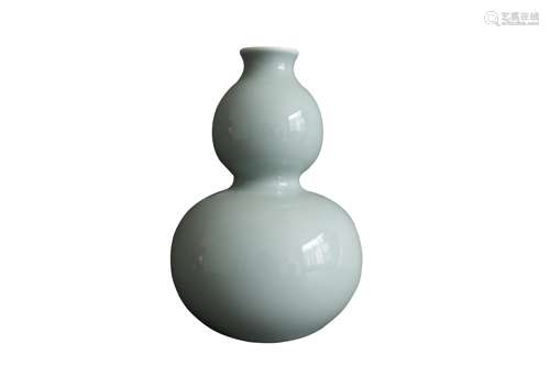 A Chinese Celadon Porcelain Double Gourd Vase