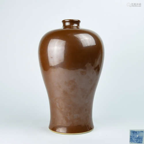 A Chinese Brown Glazed Porcelain Vase