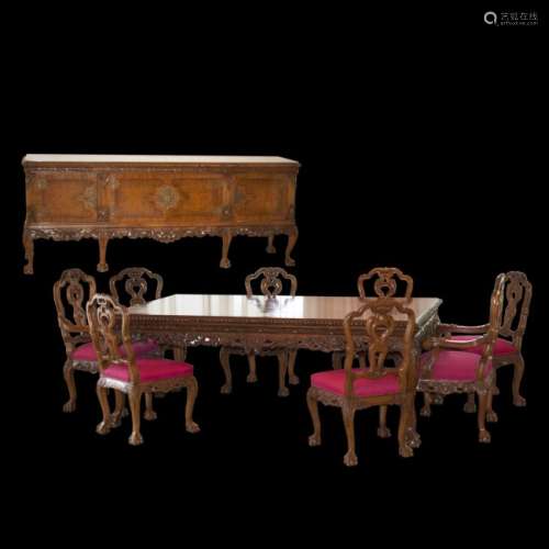 Antique Chippendale Style Wooden Dining Room Set