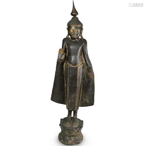 Thai Wooden Decorative Buddha Statue