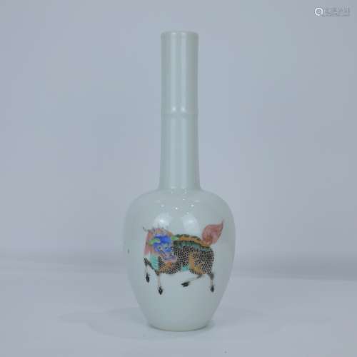 A Chinese White Glazed Famille-Rose Porcelain Vase