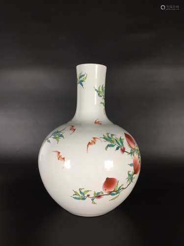 A Chinese Famille-Rose Porcelain Vase