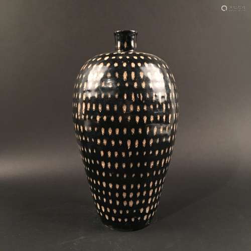 Chinese Jizhou Ware Vase