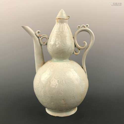 Chinese Yaozhou Kiln Double Goured Pitcher