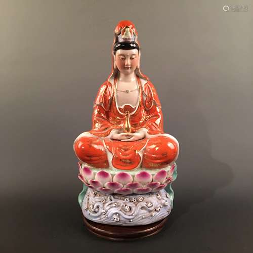 Chinese Famille Rose Guanyin Statue