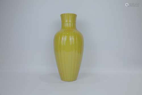 A Chinese Yellow Glazed Porcelain Vase