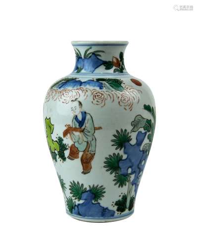 A Chinese Wu-Cai Porcelain Vase