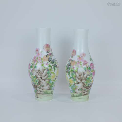 A Pair of Chinese Famille-Rose Porcelain Vases