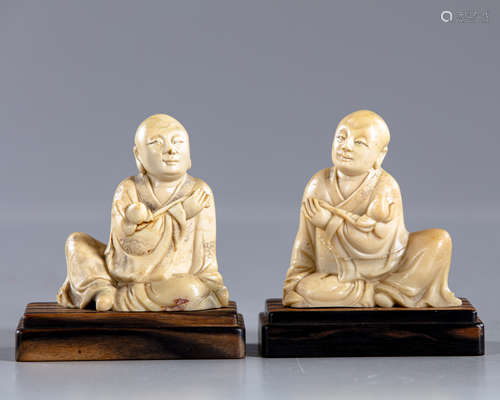 Three Chinese soapstone figures