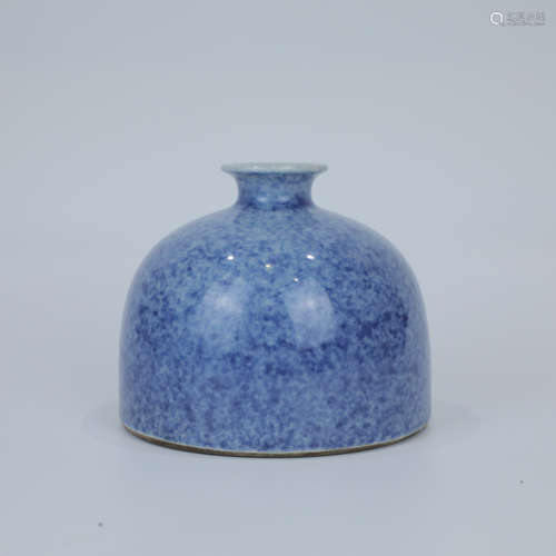 A Chinese Jun-Type Glazed Porcelain Vase