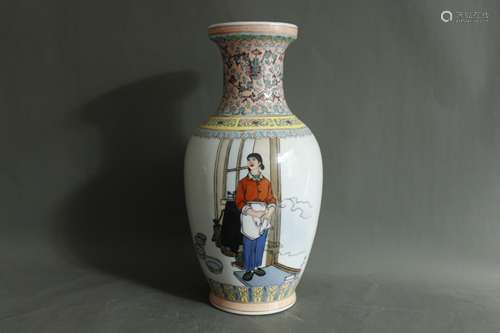 A Chinese Famille-Rose Porcelain Vase