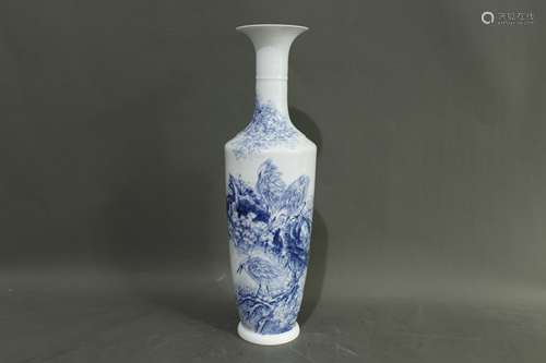 A Chinese Blue and White Porcelain Vase