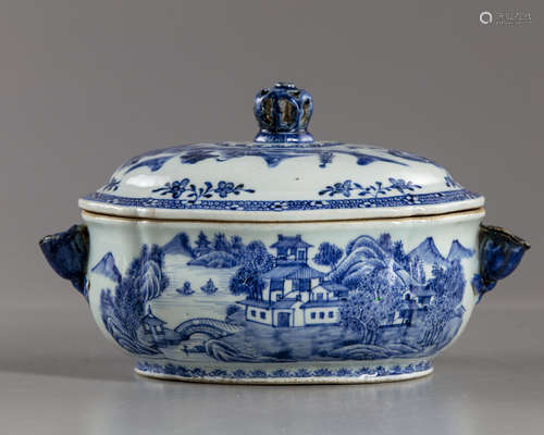 A Chinese blue and white tureen with cover