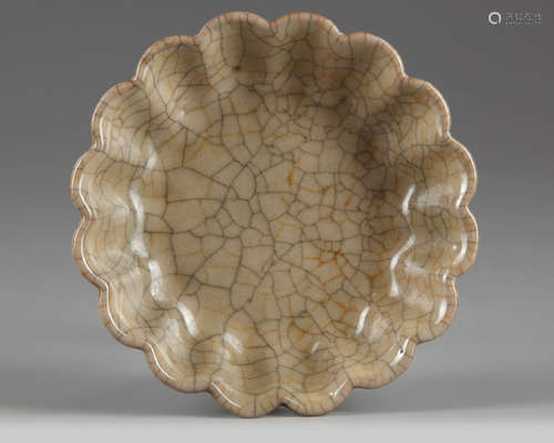 A Chinese crackle-glazed foliate dish