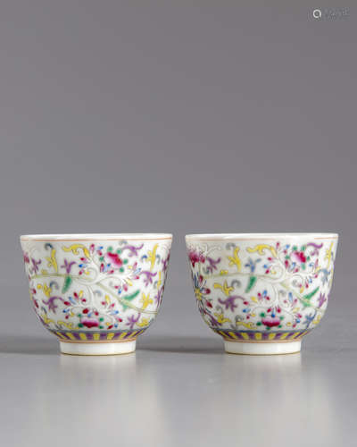 Two small Chines famille rose cups