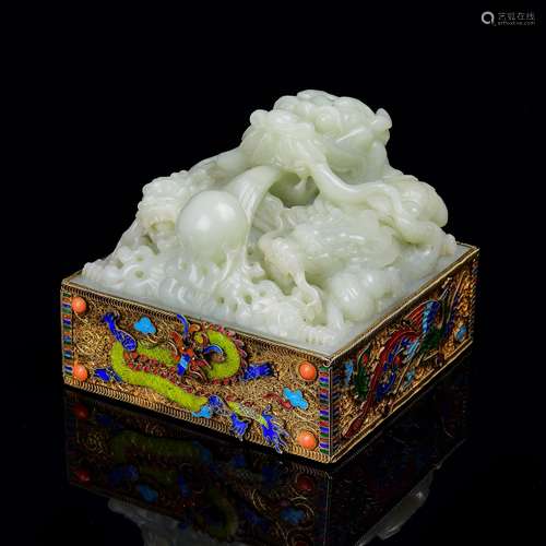 A Chinese Carved Jade Seal