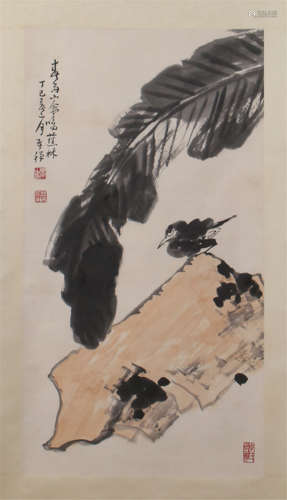 CHINESE SCROLL PAINTING OF BIRD ON ROCK