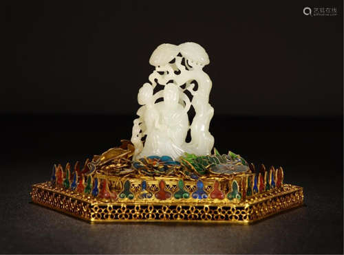 CHINESE GEM STONE INLAID GILT SILVER ENAMEL WHITE JADE MAN UNDER PINE TABLE ITEM