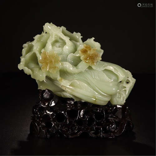 CHINESE CELADON JADE CABBAGE TABLE ITEM