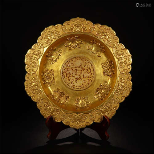 CHINESE WHITE JADE PLAQUE INLAID GILT BRONZE FLOWER SHAPED PLATE