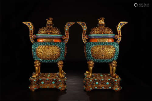 PAIR OF CHINESE GEM STONE INLAID GILT BRONZE FOUR FEET SQUARE CENSERS