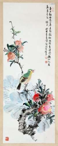 CHINESE SCROLL PAINITNG OF BIRD AND FLOWER