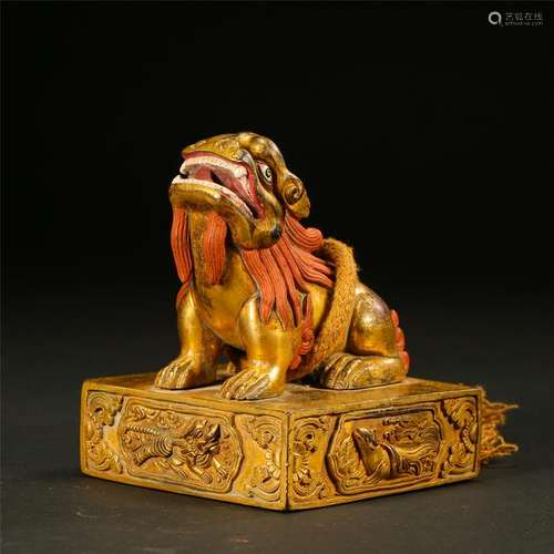 CHINESE GILT BRONZE BEAST OFFICIAL SEAL